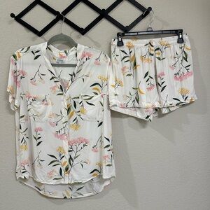 Piyama 2 Piece Floral Pajama Set with Shorts, Size Small